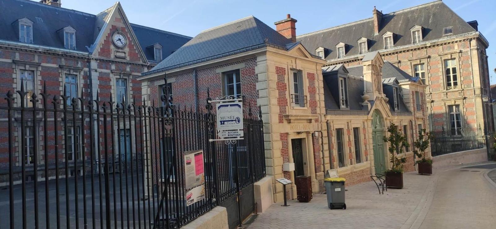 Esope By Kleidos-Ravissant T2 En Plein Centre De Château-Thierry Exterior foto